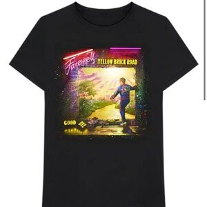 *SOLD* *AUTHENTIC* Elton John 2018 Tour Concert Tee Shirt | Small